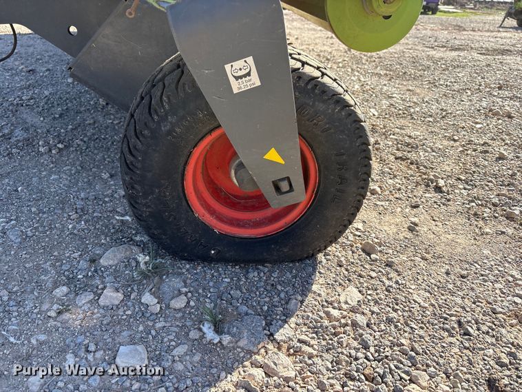 image for item FC2055 2020 Claas 380 L36 pickup head