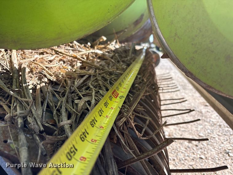 image for item FC2056 2020 Claas 380 L36 pickup head