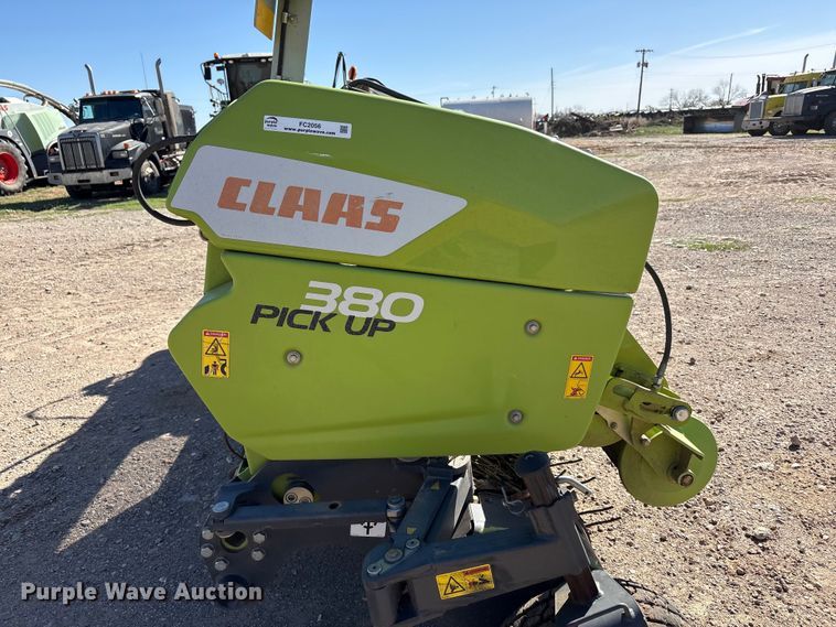 image for item FC2056 2020 Claas 380 L36 pickup head