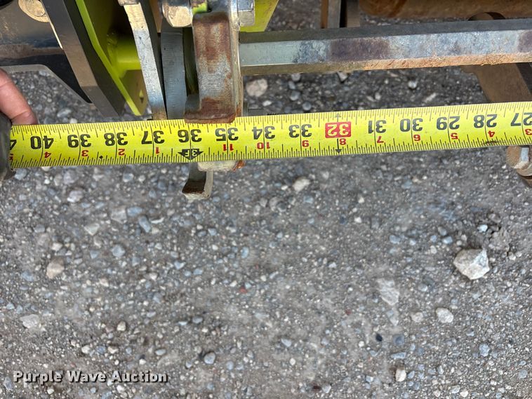 image for item FC2056 2020 Claas 380 L36 pickup head