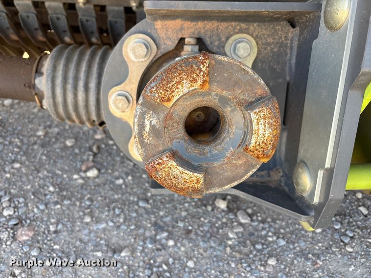 image for item FC2056 2020 Claas 380 L36 pickup head