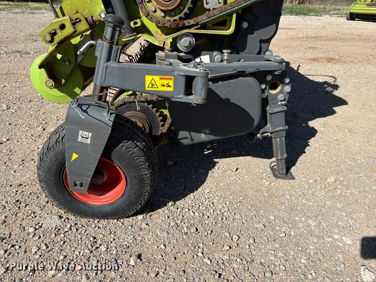 image for item FC2056 2020 Claas 380 L36 pickup head