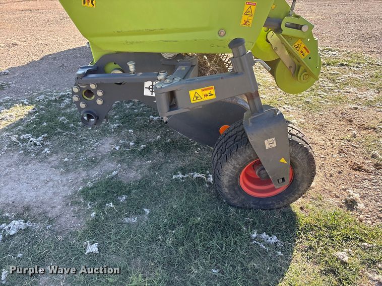 image for item FC2057 2019 Claas 380 L36 pickup head