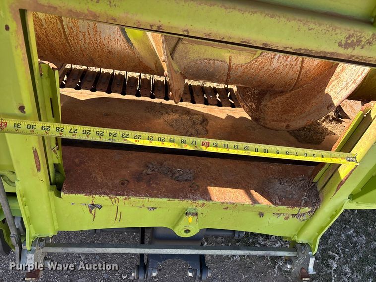 image for item FC2057 2019 Claas 380 L36 pickup head