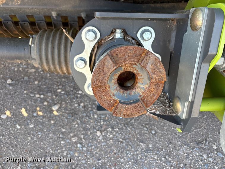 image for item FC2057 2019 Claas 380 L36 pickup head