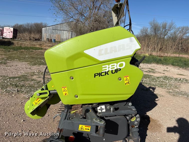 image for item FC2057 2019 Claas 380 L36 pickup head