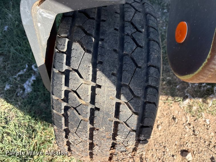 image for item FC2057 2019 Claas 380 L36 pickup head