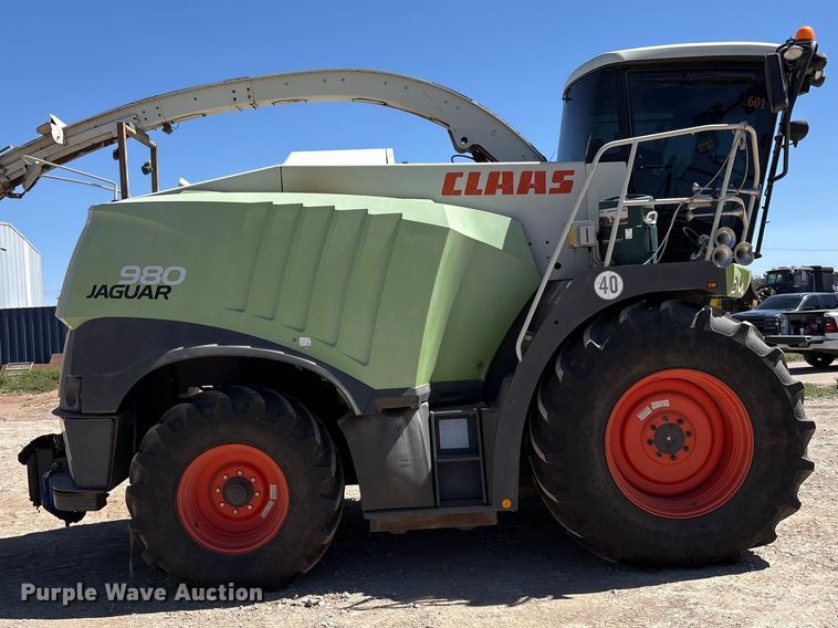image for item FC2058 Claas Jaguar 980 forage harvester