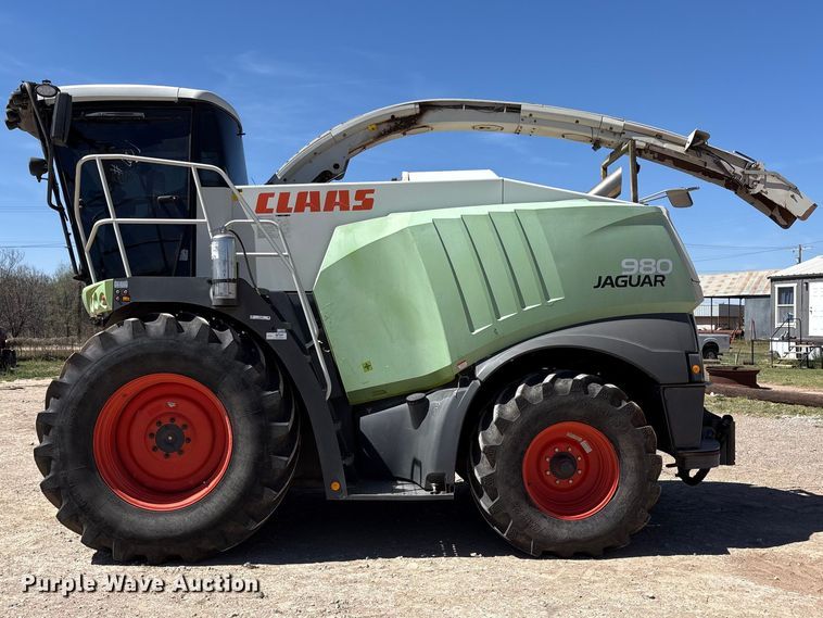image for item FC2058 Claas Jaguar 980 forage harvester