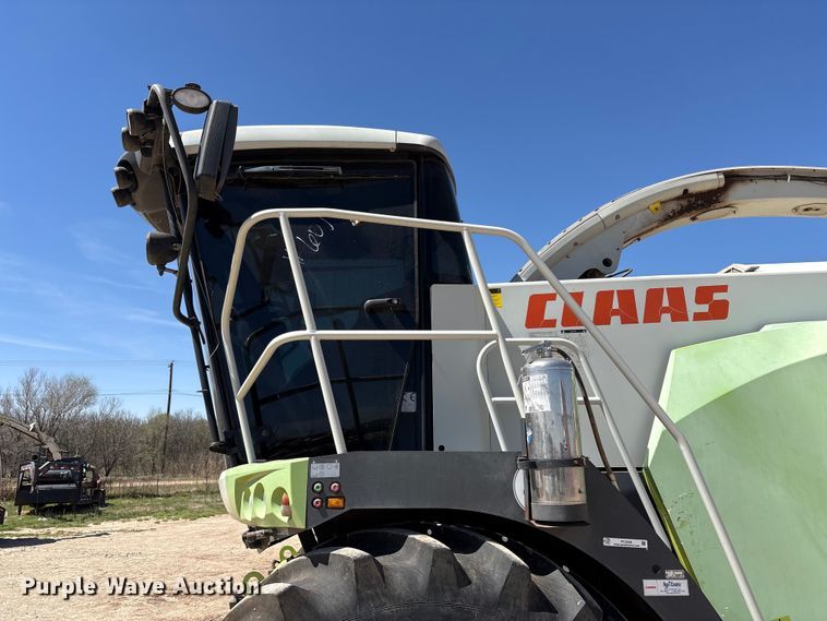 image for item FC2058 Claas Jaguar 980 forage harvester