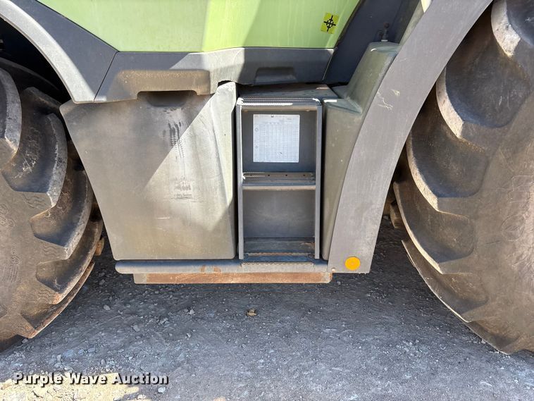 image for item FC2058 Claas Jaguar 980 forage harvester