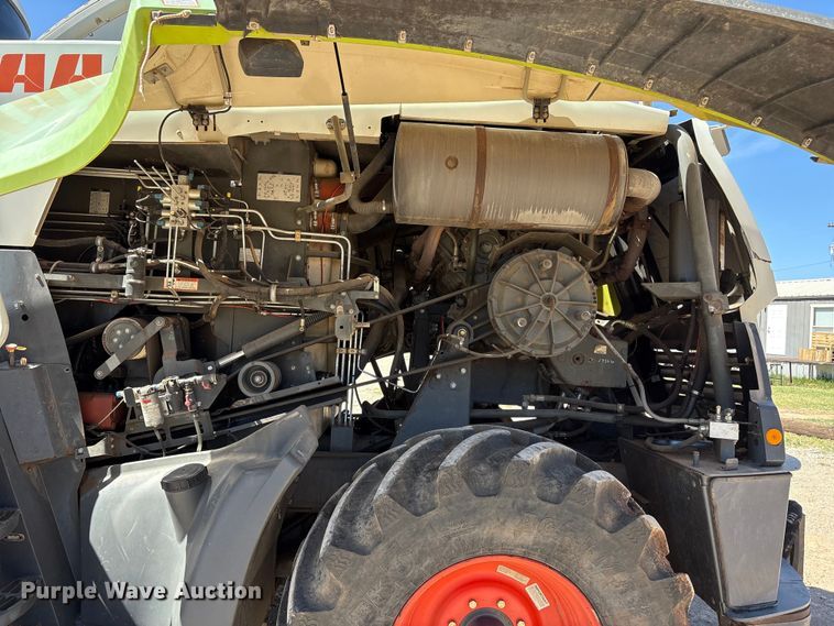 image for item FC2058 Claas Jaguar 980 forage harvester