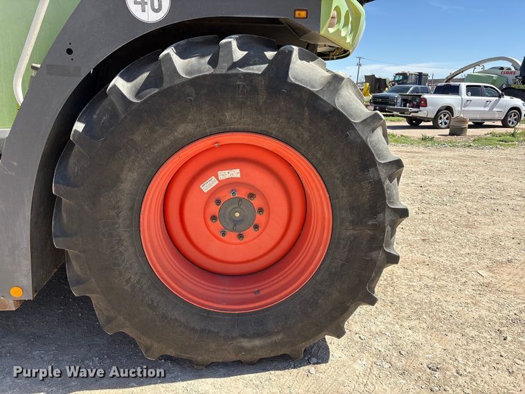 image for item FC2058 Claas Jaguar 980 forage harvester