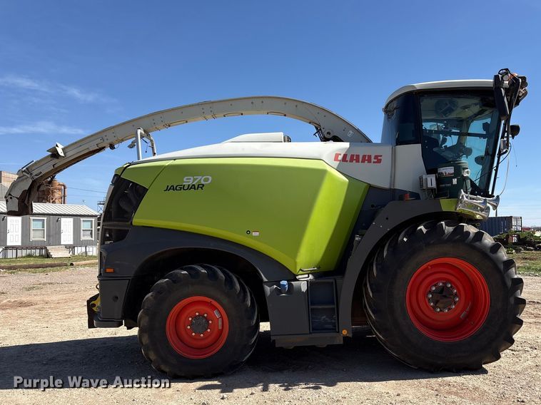 image for item FC2059 Claas Jaguar 970 forage harvester