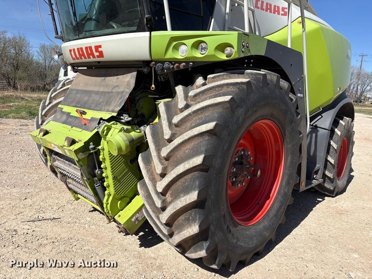 image for item FC2059 Claas Jaguar 970 forage harvester