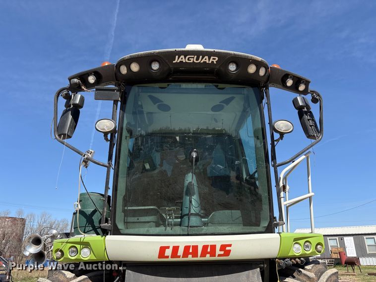 image for item FC2059 Claas Jaguar 970 forage harvester