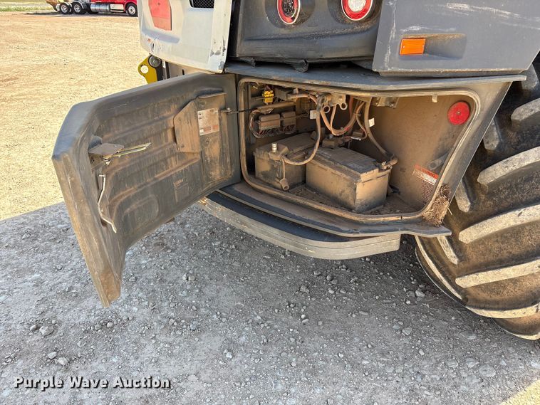 image for item FC2059 Claas Jaguar 970 forage harvester