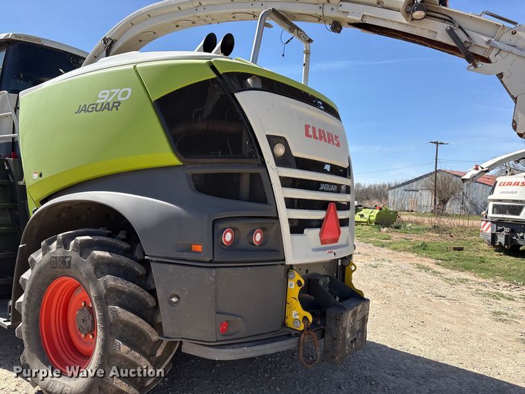 image for item FC2059 Claas Jaguar 970 forage harvester