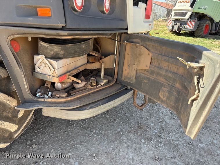 image for item FC2059 Claas Jaguar 970 forage harvester