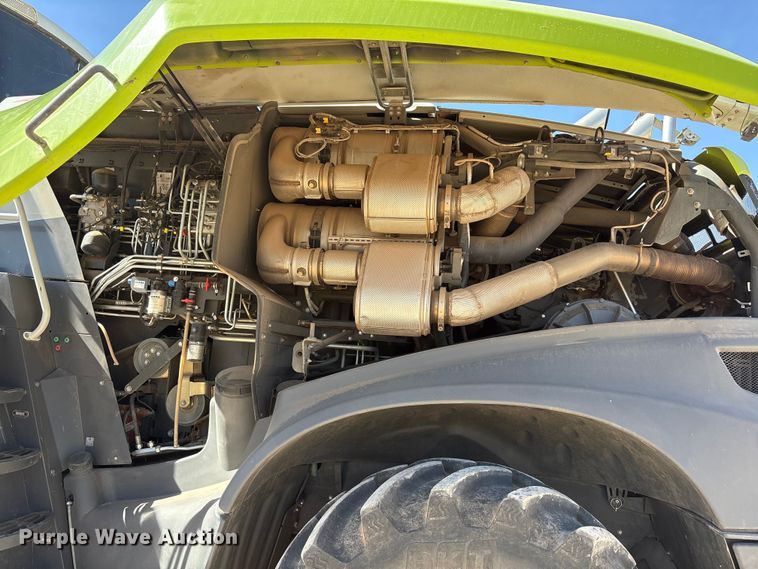 image for item FC2059 Claas Jaguar 970 forage harvester