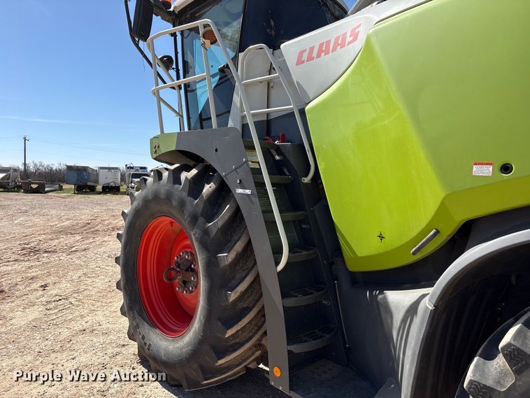 image for item FC2059 Claas Jaguar 970 forage harvester