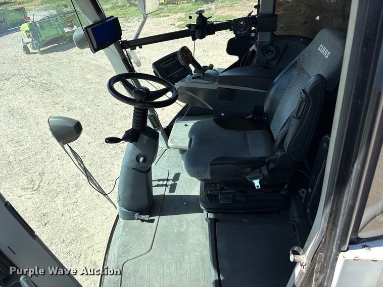 image for item FC2059 Claas Jaguar 970 forage harvester