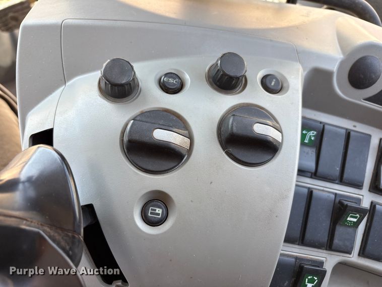 image for item FC2059 Claas Jaguar 970 forage harvester