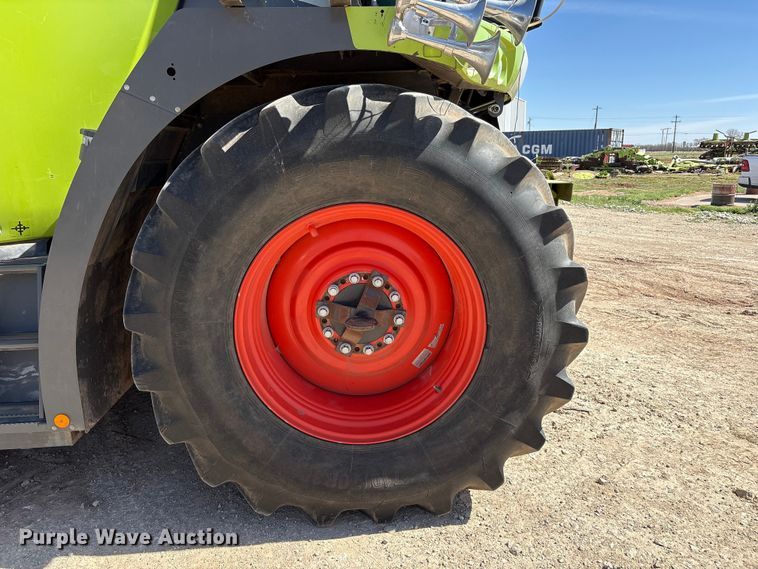 image for item FC2059 Claas Jaguar 970 forage harvester