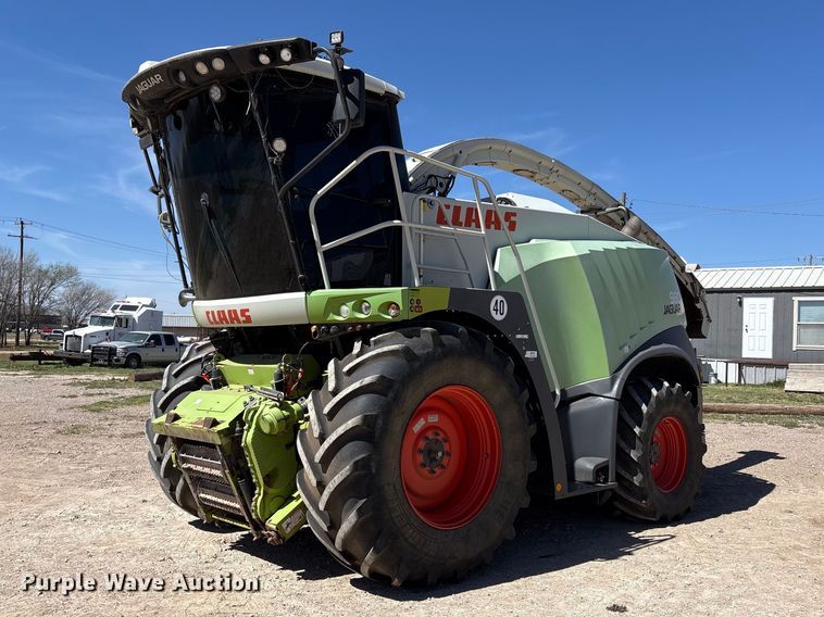 image for item FC2060 Claas Jaguar 980 forage harvester