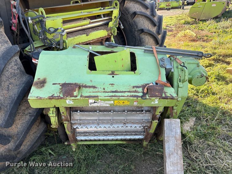 image for item FC2061 Claas Jaguar 980 forage harvester