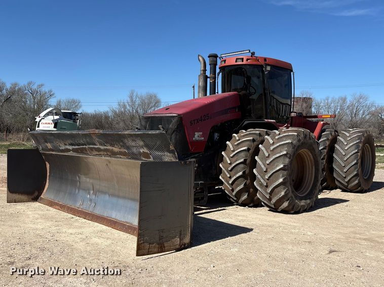 image for item FC2077 2005 Case STX425H 4WD tractor