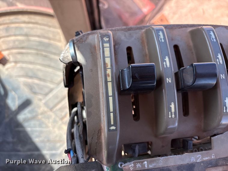 image for item FC2077 2005 Case STX425H 4WD tractor