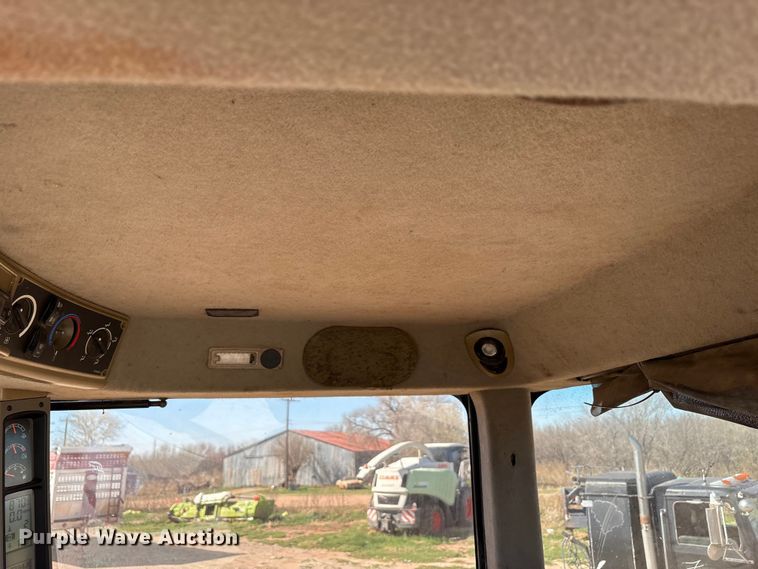 image for item FC2077 2005 Case STX425H 4WD tractor