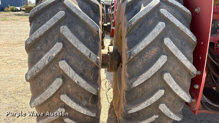 image for item FC2077 2005 Case STX425H 4WD tractor