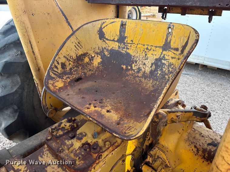 image for item FC2111 Massey Ferguson MF30 tractor