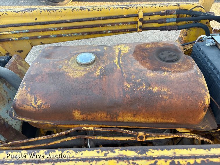 image for item FC2111 Massey Ferguson MF30 tractor