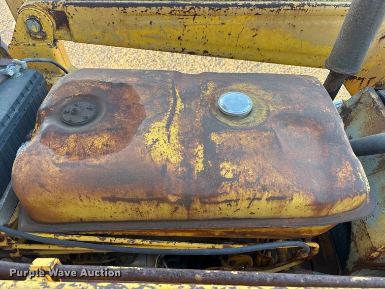 image for item FC2111 Massey Ferguson MF30 tractor