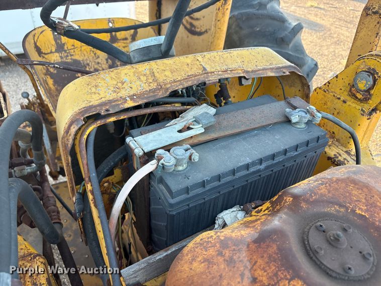 image for item FC2111 Massey Ferguson MF30 tractor