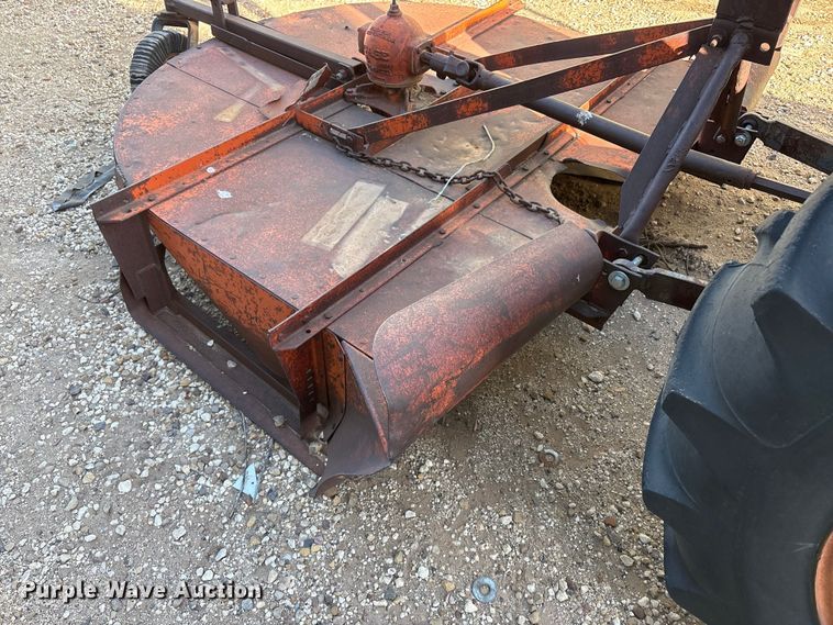 image for item FC2115 Universal U-350 tractor