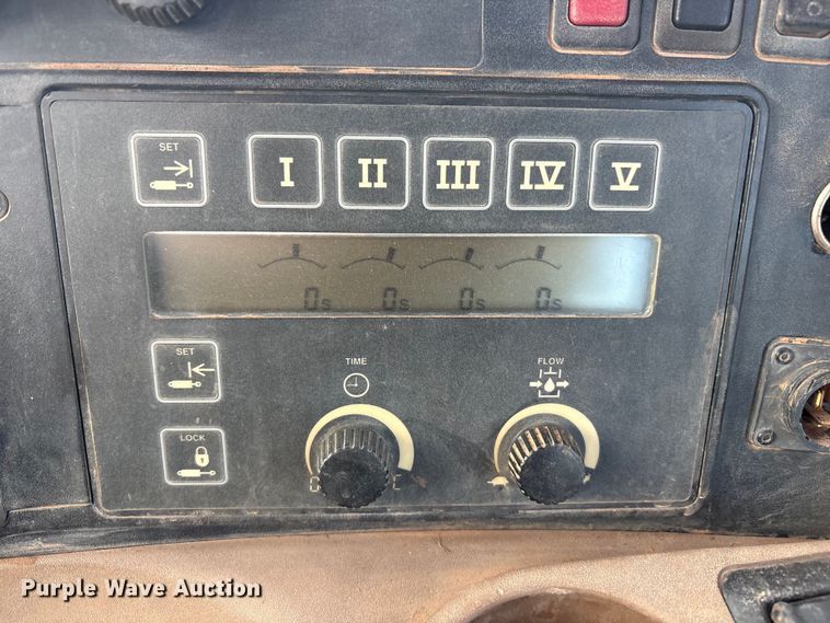 image for item FC2170 John Deere 8100 HFWD tractor