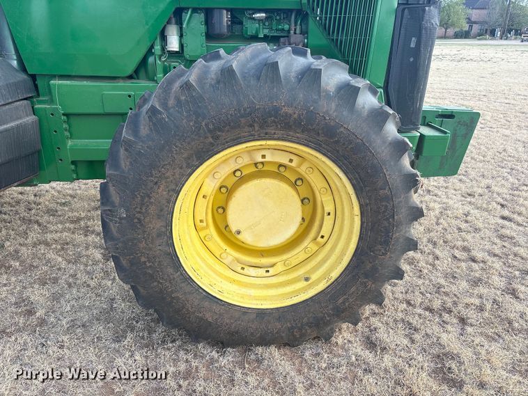 image for item FC2170 John Deere 8100 HFWD tractor
