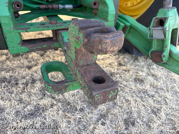 image for item FC2171 2003 John Deere 8120 HFWD tractor