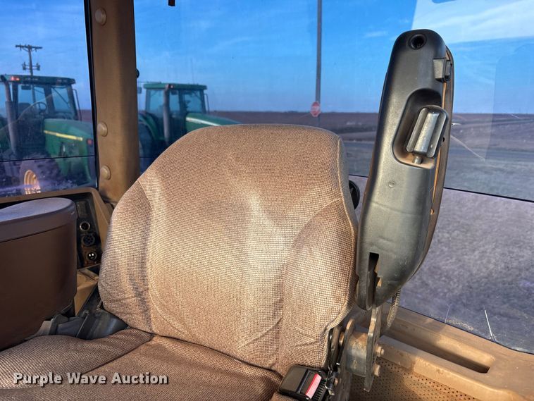 image for item FC2171 2003 John Deere 8120 HFWD tractor