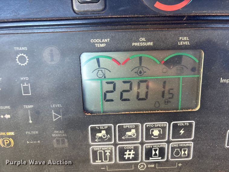 image for item FC2171 2003 John Deere 8120 HFWD tractor