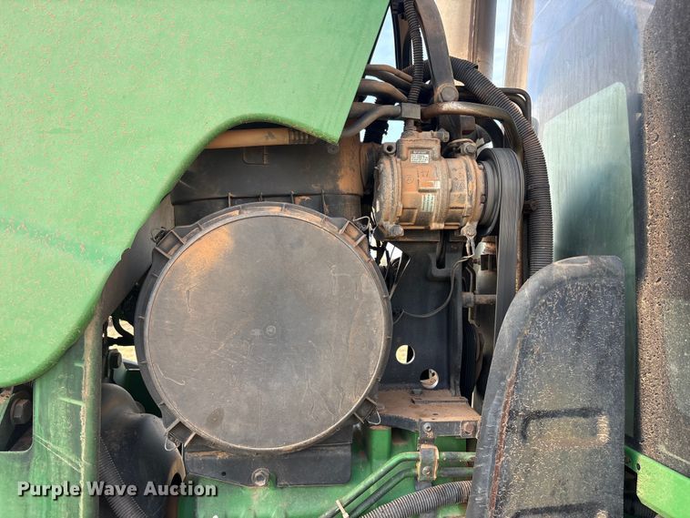 image for item FC2171 2003 John Deere 8120 HFWD tractor