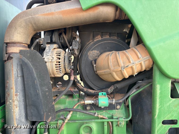 image for item FC2171 2003 John Deere 8120 HFWD tractor