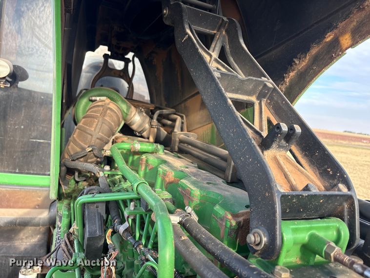 image for item FC2171 2003 John Deere 8120 HFWD tractor