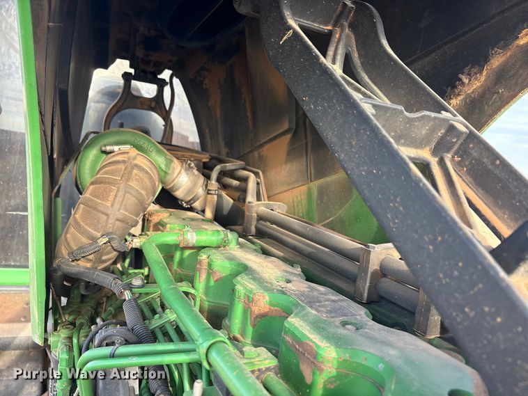 image for item FC2171 2003 John Deere 8120 HFWD tractor