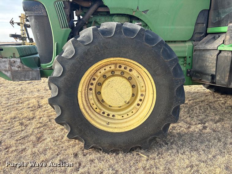 image for item FC2171 2003 John Deere 8120 HFWD tractor