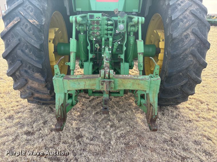 image for item FC2172 2002 John Deere 8120 HFWD tractor